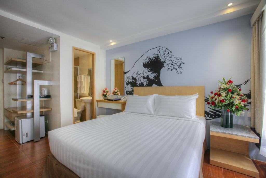 Fersal Hotel Makati Avenue Макати Номер фото